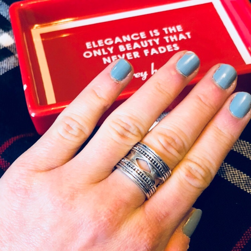 Cutout Fashion Ring